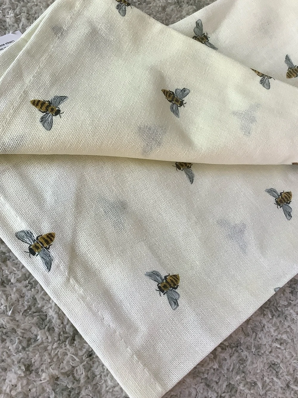 1Canoe2 Ivory Bee Cotton Fabric Kitchen Tea Towel NWT 18.75” x 28”